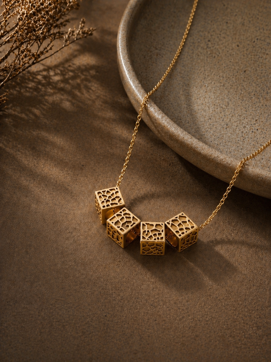 Giraffe 4 Cubes Necklace